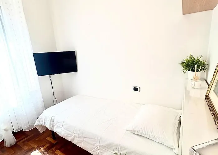 Alma Collection Merulana Apartment *